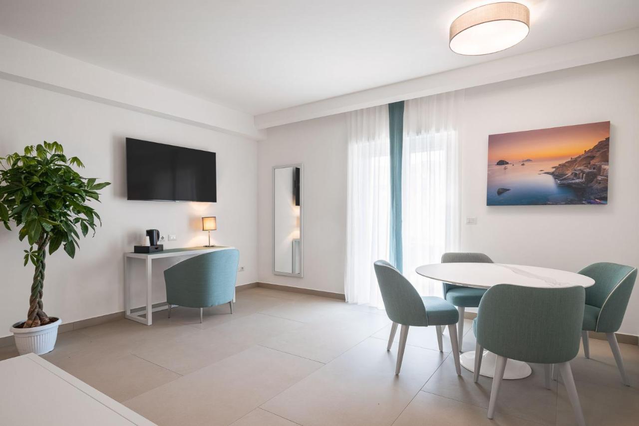 Seaside Hotel Capo dʼOrlando Dış mekan fotoğraf