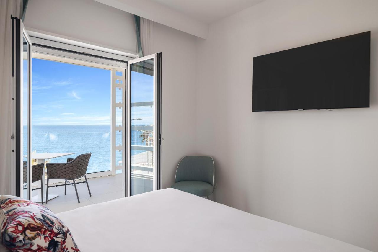 Seaside Hotel Capo dʼOrlando Dış mekan fotoğraf