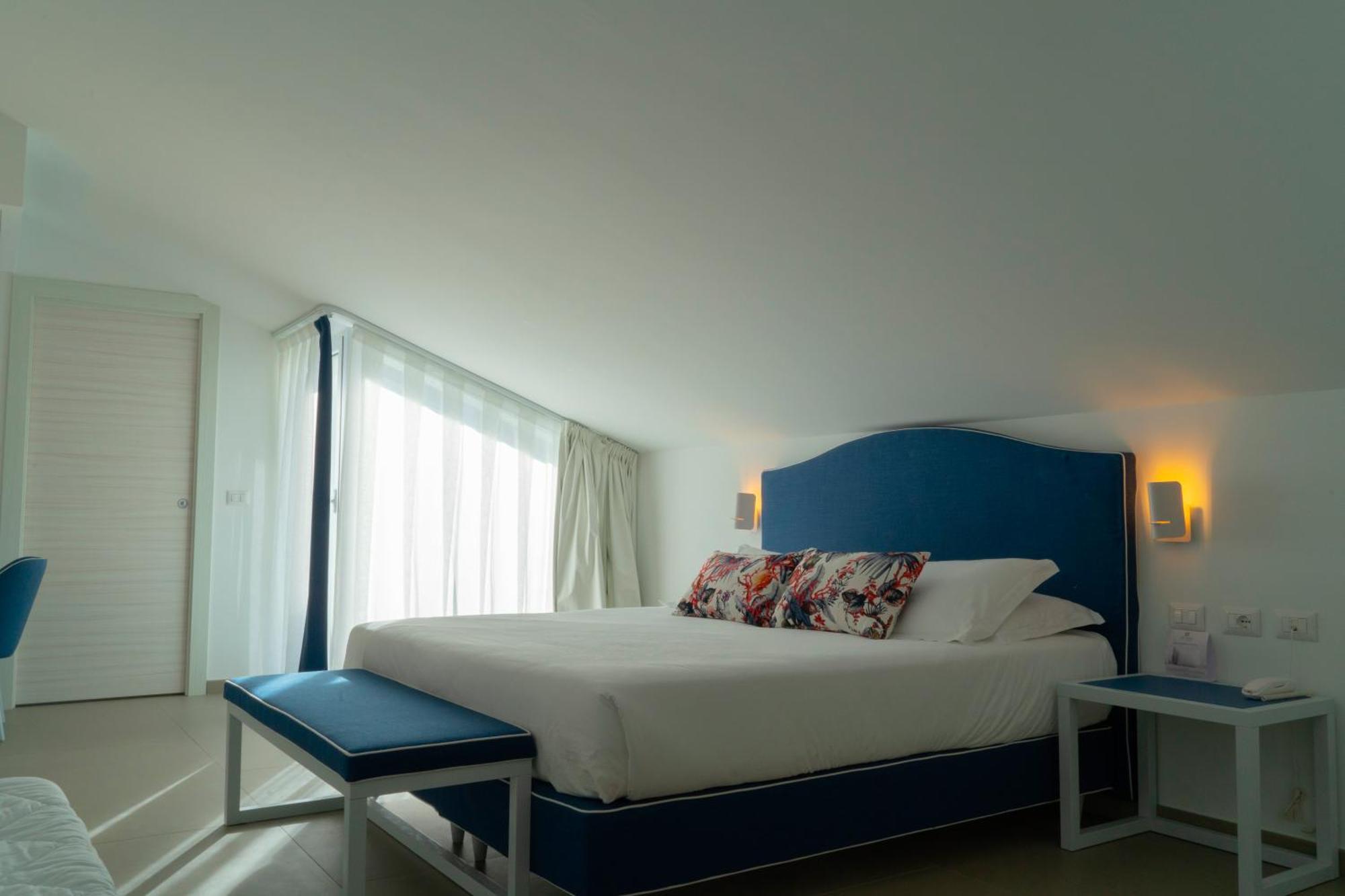 Seaside Hotel Capo dʼOrlando Dış mekan fotoğraf